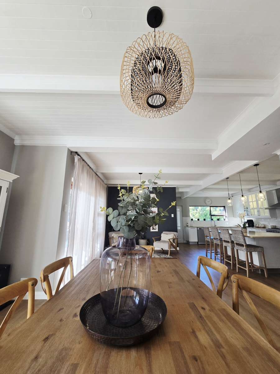 4 Bedroom Property for Sale in Bergsig Western Cape